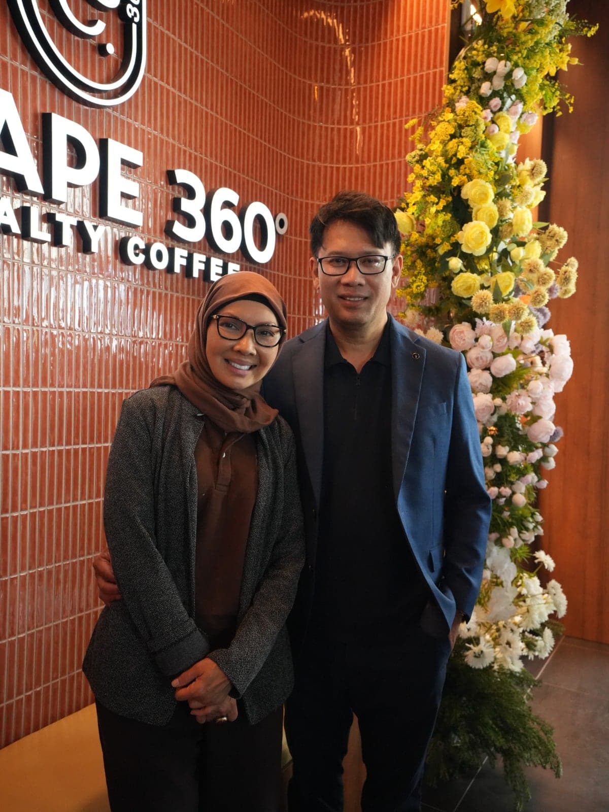 Chef Rosie and Pete Keopaseut, founders of Escape 360